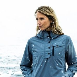 Aether Anorak Waterproof Jacket in sz 2